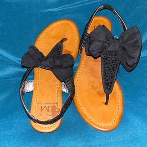 Black Material Girl Sandal Womens size 6